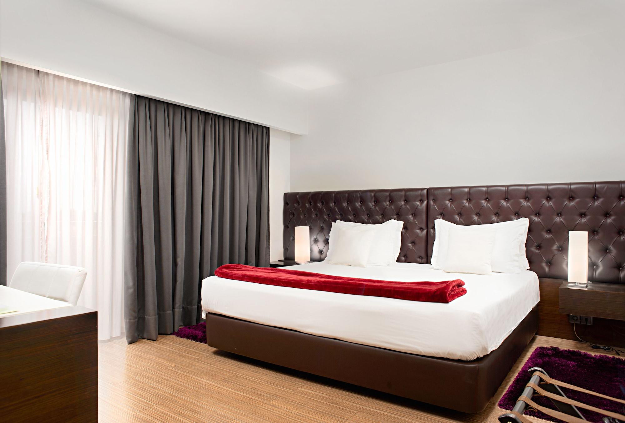 Hotel Dos Zimbros Сесимбра Екстериор снимка