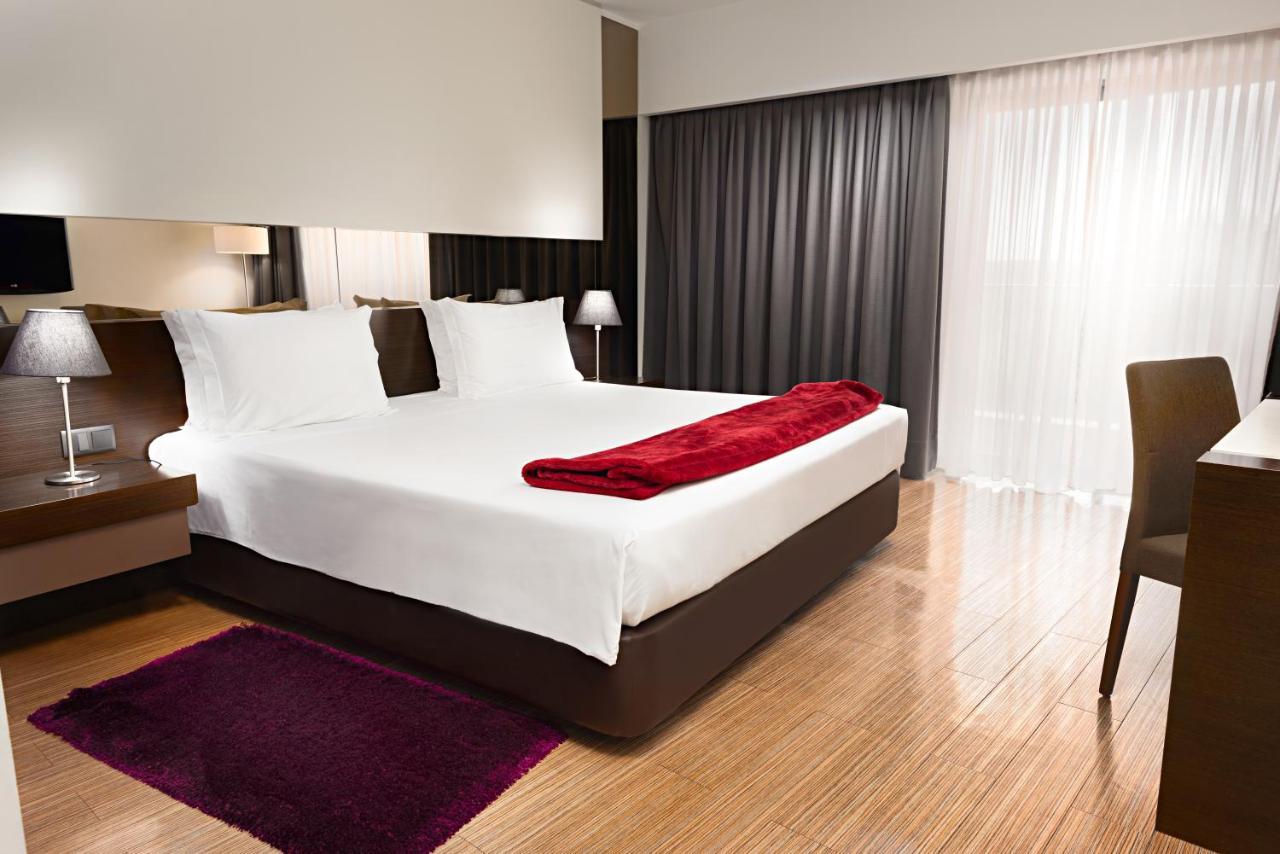 Hotel Dos Zimbros Сесимбра Екстериор снимка