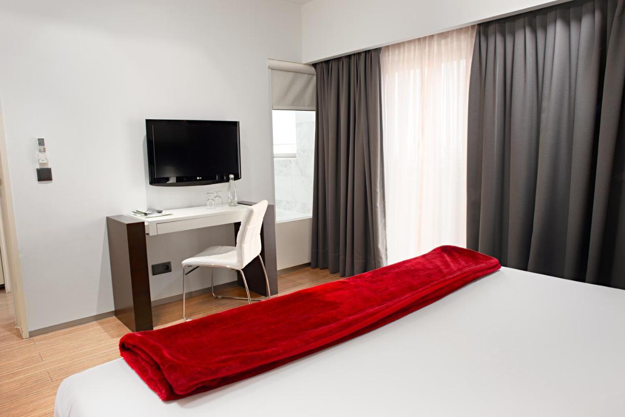 Hotel Dos Zimbros Сесимбра Екстериор снимка